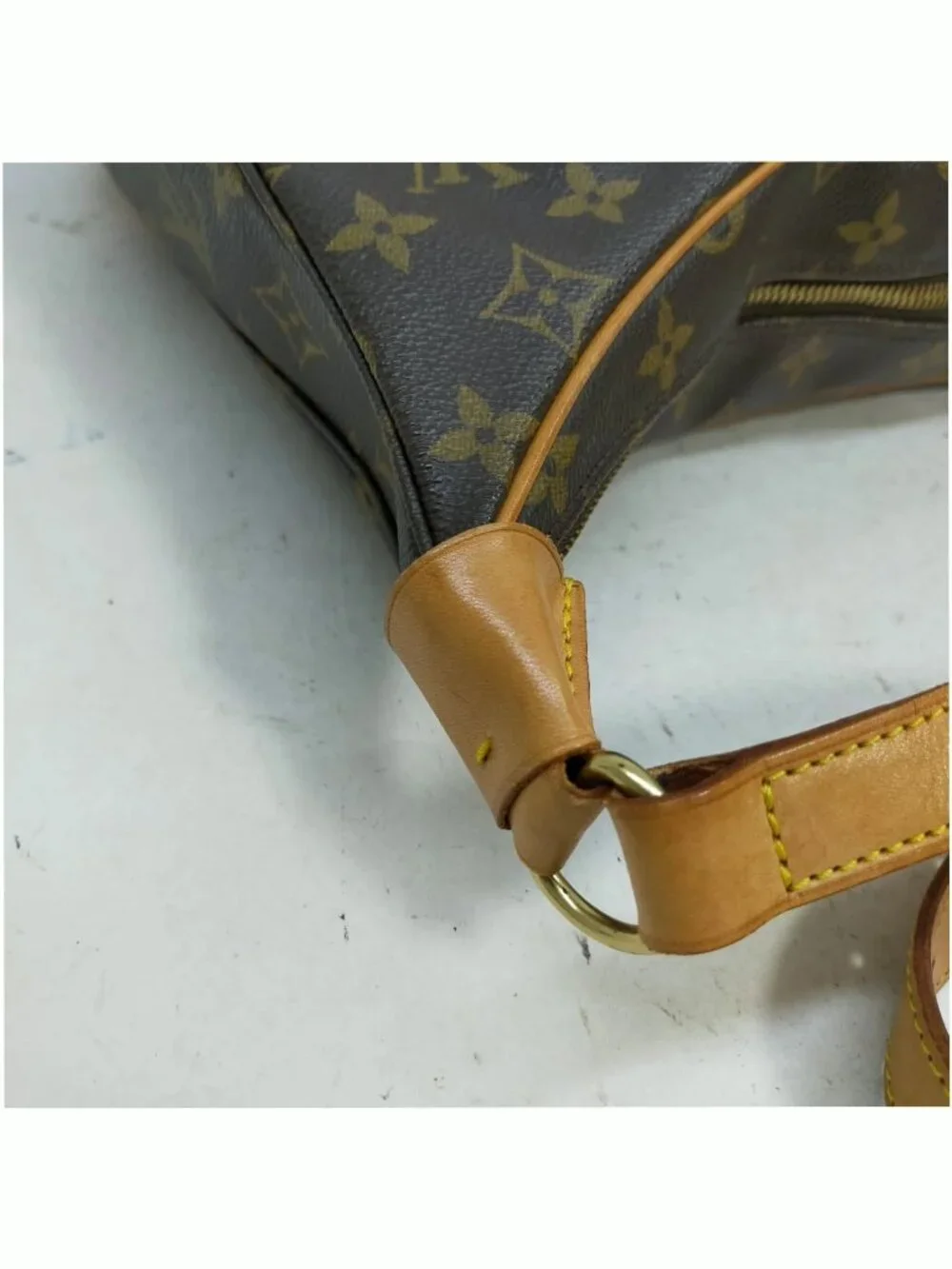 Authentic Louis Vuitton Boulogne 30 Monogram Canvas Shoulder Bag Vintage LV